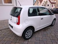 Gebraucht Skoda Citigo Active 60 PS (44 kW) 2018 Candyweiss Kleinwagen