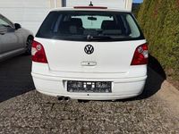 Gebraucht VW Polo Comfortline 75 PS (55 kW) 2004 Weiß Kleinwagen