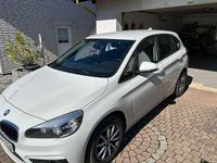 Używany BMW 218 Active Tourer 136 KM (100 kW) 2017 Biały Minivan