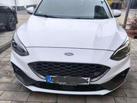 Gebraucht Ford Focus ST 280 PS (205 kW) 2021 Weiß Kleinwagen