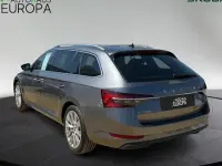 Gebraucht Skoda Superb Style 200 PS (147 kW) 2023 Grau Kombi