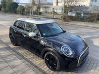 Gebraucht Mini Cooper Classic 136 PS (100 kW) 2021 Schwarz Kleinwagen