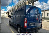Gebraucht Renault Master 110 PS (80 kW) 2015 Blau Van
