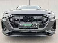 Gebraucht Audi e-tron Sport 369 kW (503 PS) 2022 Grau SUV