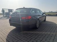 Gebraucht BMW 520 184 PS (135 kW) 2011 Grau Kombi