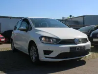 Gebraucht VW Golf Sportsvan Trendline 116 PS (85 kW) 2017 Pure white Van / Kleinbus