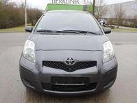 Gebraucht Toyota Yaris Cool 69 PS (50 kW) 2010 Grau Kleinwagen
