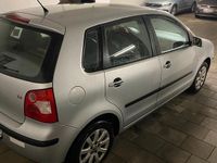 Gebraucht VW Polo 64 PS (47 kW) 2003 Grau Kleinwagen