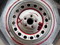 Second-hand VW T4 102 CP (75 kW) 2001 Andere farben Van