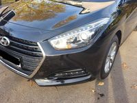 Gebraucht Hyundai i40 141 PS (103 kW) 2015 Schwarz Kombi