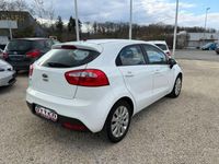 Gebraucht Kia Rio Edition 7 109 PS (80 kW) 2011 Weiß Limousine