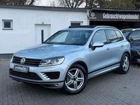 Gebraucht VW Touareg Terrain Tech 262 PS (192 kW) 2016 Silber SUV