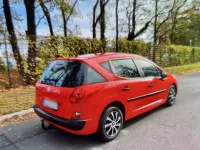 Gebraucht Peugeot 207 Premium 95 PS (69 kW) 2010 Rot Kombi