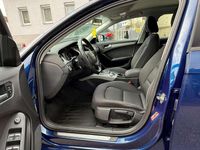 Gebraucht Audi A4 Attraction 177 PS (130 kW) 2014 Scubablau metallic Kombi