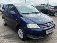 Second-hand VW Fox Basis 69 CP (50 kW) 2007 Albastru Hatchback