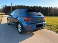 Gebraucht VW Polo 95 PS (69 kW) 2023 Blau Kleinwagen