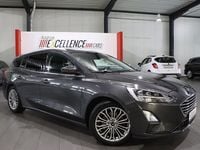 Gebraucht Ford Focus Titanium 125 PS (91 kW) 2019 Grau Kombi