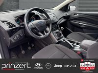 Gebraucht Ford Kuga Trend 120 PS (88 kW) 2018 Frostweiß SUV