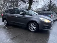 Gebraucht Ford S-MAX Titanium 150 PS (110 kW) 2017 Grau Van / Kleinbus