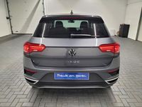 Gebraucht VW T-Roc Active 150 PS (110 kW) 2021 Grau (indiumgraumet.) SUV