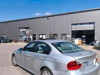 Gebraucht BMW 318 129 PS (94 kW) 2006 Silber Limousine