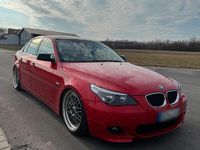 Gebraucht BMW 520 170 PS (125 kW) 2004 Rot Limousine