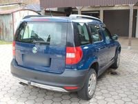 Gebraucht Skoda Yeti 110 PS (80 kW) 2012 Blau SUV