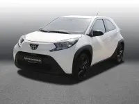Gebraucht Toyota Aygo X X-play 72 PS (52 kW) 2022 Schneeweiß SUV