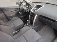 Gebraucht Peugeot 207 90 PS (66 kW) 2009 Kleinwagen