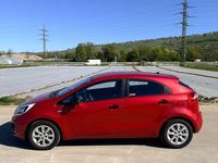 Gebraucht Kia Rio Attract 86 PS (63 kW) 2012 Rot Limousine