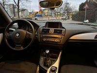 Gebraucht BMW 118 143 PS (105 kW) 2014 Schwarz Kleinwagen