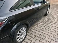 Gebraucht Opel Astra GTC 105 PS (77 kW) 2008 Schwarz Coupé