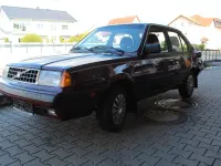 Gebraucht Volvo 360 116 PS (85 kW) 1985 Rot Limousine