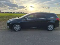 Second-hand Ford Focus Titanium 120 CP (88 kW) 2016 Negru Berlinǎ