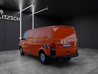 Gebraucht VW T6.1 110 PS (80 kW) 2021 Leuchtorangeleuchtorangepure greycandyweißleuchtorangecandyweiß Van
