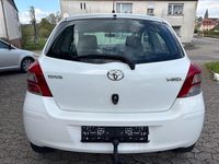 Gebraucht Toyota Yaris Cool 69 PS (50 kW) 2010 Weiß Kleinwagen