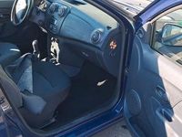 Gebraucht Dacia Sandero Ambiance 75 PS (55 kW) 2015 Blau Limousine