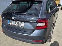 Gebraucht Skoda Rapid Sport 90 PS (66 kW) 2017 Grau Kleinwagen