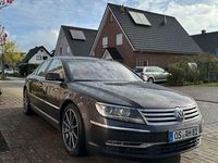 Second-hand VW Phaeton 334 CP (245 kW) 2011 Maro Berlinǎ