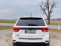 gebraucht Jeep Grand Cherokee Overland 3.0 V6 M.-Jet 177kW ...