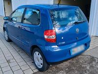 Gebraucht VW Fox 54 PS (39 kW) 2009 Blau Kleinwagen