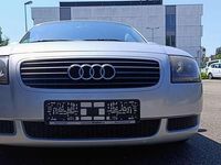 Gebraucht Audi TT Roadster 179 PS (131 kW) 2000 Lichtsilber metallic Cabrio