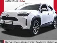 Neu Toyota Yaris Cross 131 PS (96 kW) 2025 Weiß SUV