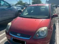 Gebraucht Ford Fiesta Ghia 90 PS (66 kW) 2006 Rot Kleinwagen
