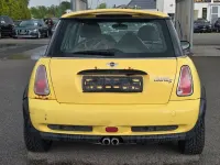 Używany Mini Cooper S 163 KM (119 kW) 2002 Żółty Hatchback