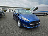 Gebraucht Ford Fiesta Trend 82 PS (60 kW) 2016 Blau Limousine