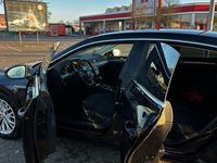 Usata VW Arteon 150 CV (110 kW) 2018 Nero Utilitaria