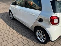 Gebraucht Smart ForFour Passion 71 PS (52 kW) 2015 Weiß Kleinwagen