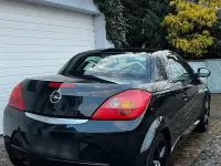 Gebraucht Opel Tigra 90 PS (66 kW) 2004 Schwarz Cabrio