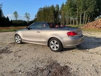 Gebraucht BMW 120 Cabriolet 170 PS (125 kW) 2008 Beige Cabrio